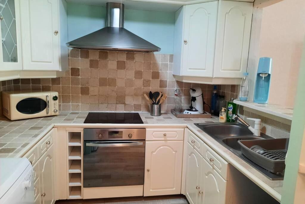 Le Liberte Apartment Aubenas Luaran gambar