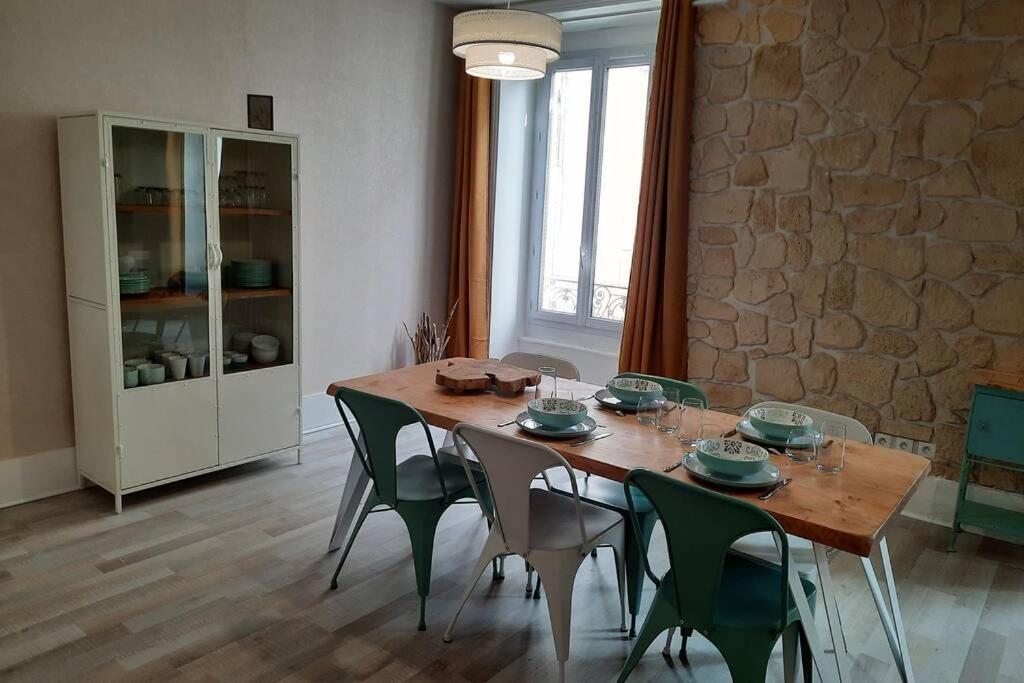 Le Liberte Apartment Aubenas Luaran gambar