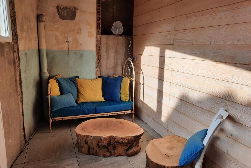 Le Liberte Apartment Aubenas Luaran gambar
